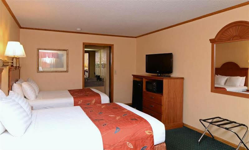 Surestay By Best Western Kansas City Country Inn North Eksteriør billede